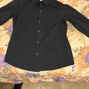UNTUCKit black Button-Up Shirt